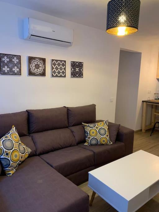 Ideal Apartamento En El Barrio De Las Delicias Malaga Exterior photo